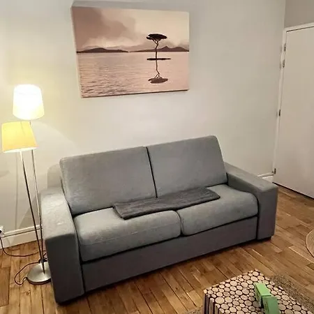 Studio Cozy Proche De La Faculte Apartment